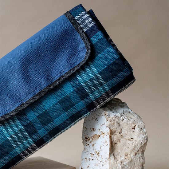 Picture of Nevis Picnic Blanket
